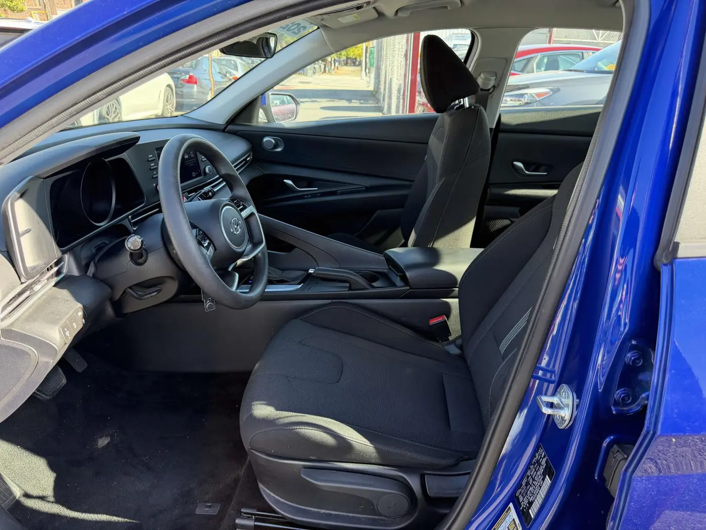 2023 Hyundai Elantra - $15,348