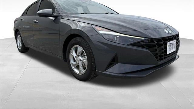 2023 Hyundai ELANTRA SE