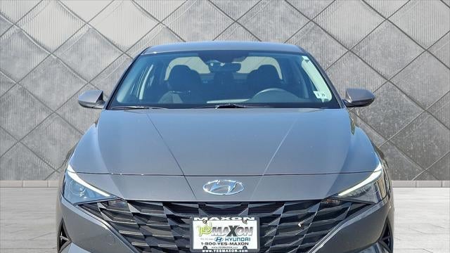 2023 Hyundai ELANTRA SE