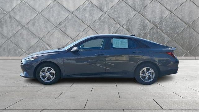 2023 Hyundai ELANTRA SE