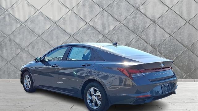 2023 Hyundai ELANTRA SE