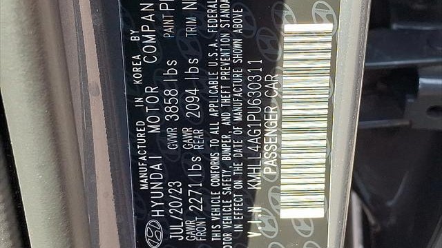 2023 Hyundai ELANTRA SE