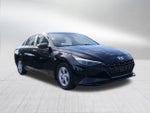 2023 Elantra Thumbnail 10