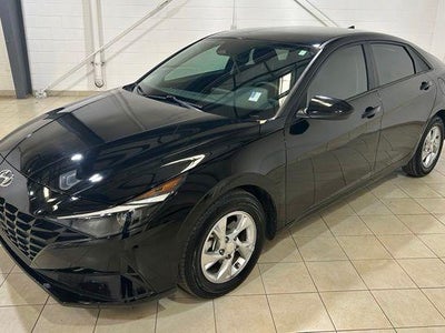 2023 Hyundai Elantra SE 4DR Sedan