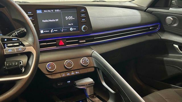 2023 Hyundai ELANTRA SE