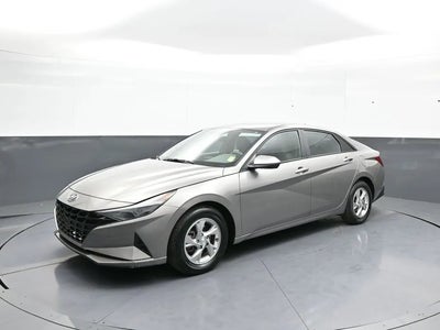 2023 Hyundai Elantra SE 4DR Sedan