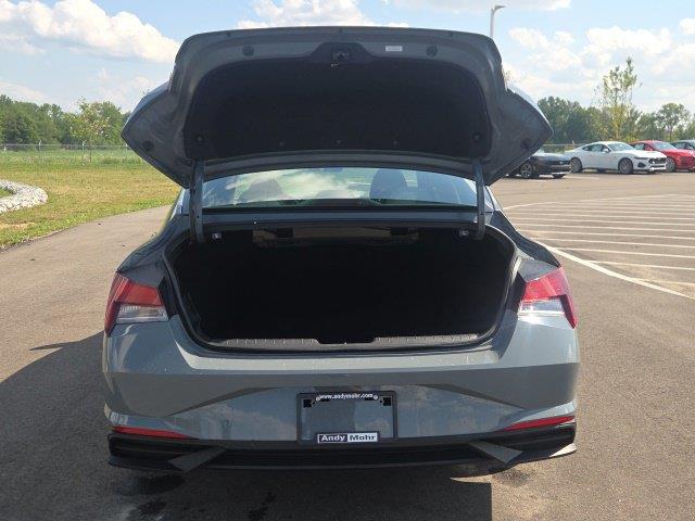 2021 Hyundai Elantra - $12,633