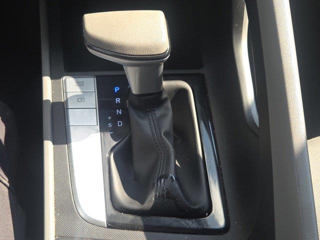 2021 Hyundai Elantra - $12,633