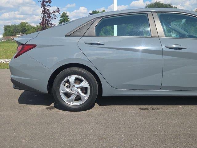 2021 Hyundai Elantra - $11,577