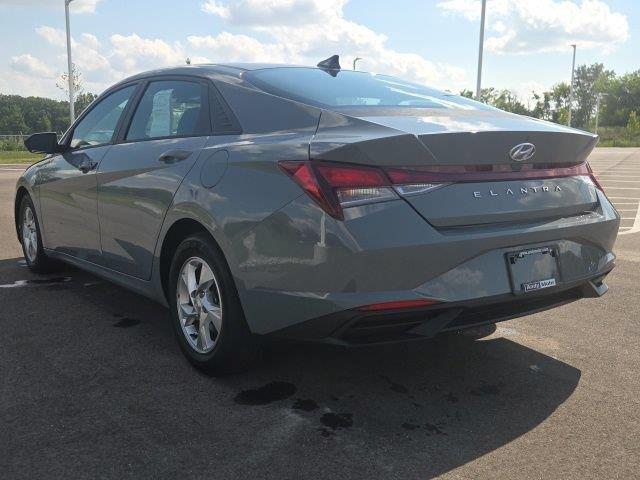 2021 Hyundai Elantra - $11,577