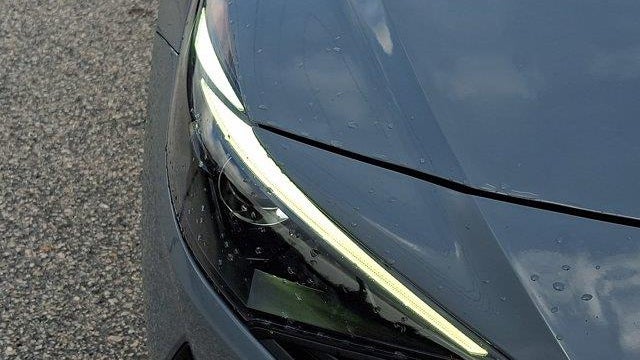 2022 Hyundai ELANTRA SE