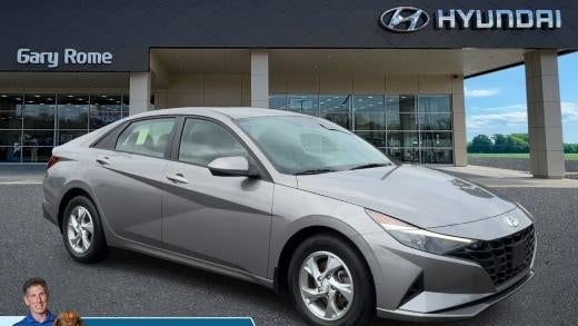 2023 Hyundai ELANTRA SE