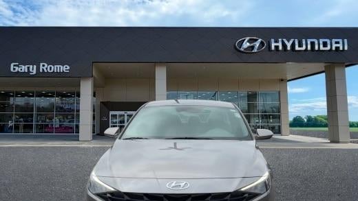 2023 Hyundai ELANTRA SE