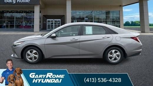 2023 Hyundai ELANTRA SE