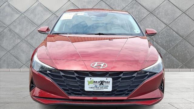 2023 Hyundai ELANTRA SE