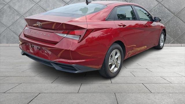 2023 Hyundai ELANTRA SE