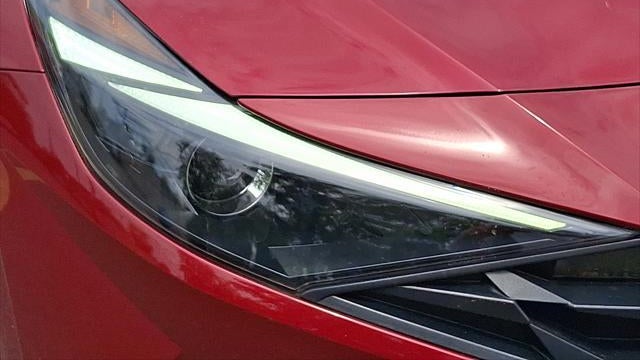 2023 Hyundai ELANTRA SE