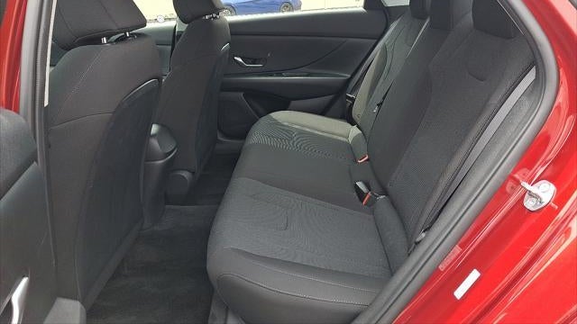 2023 Hyundai ELANTRA SE