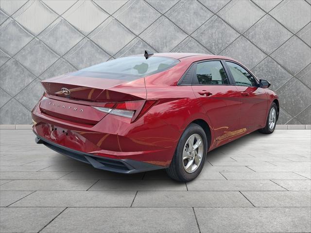 2023 Hyundai Elantra - $16,584