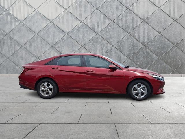 2023 Hyundai Elantra - $16,584
