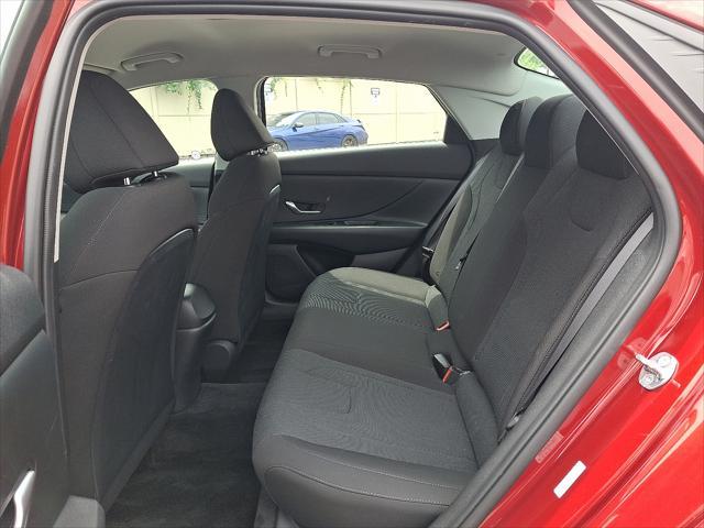 2023 Hyundai Elantra - $16,584