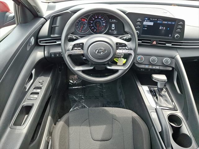 2023 Hyundai Elantra - $16,584