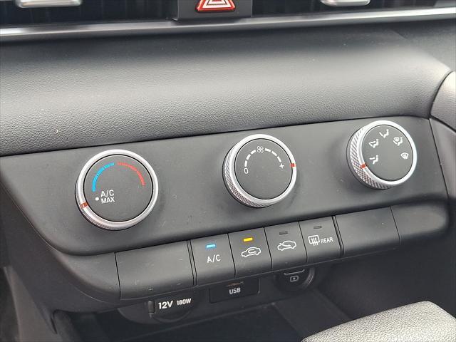 2023 Hyundai Elantra - $16,584