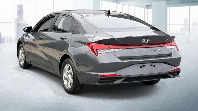 2023 Hyundai ELANTRA SE