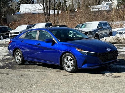 Photo of a 2022 Hyundai Elantra SE 4DR Sedan for sale