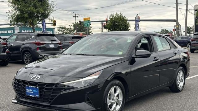 2023 Hyundai ELANTRA SE