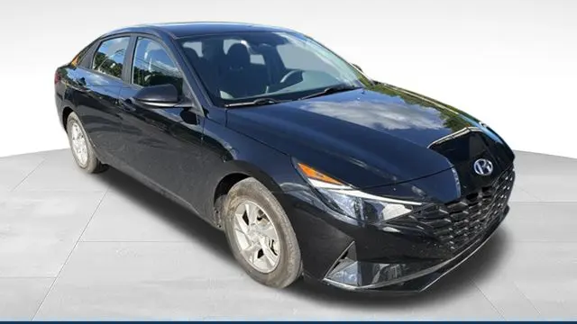 Preowned 2023 Hyundai ELANTRA SE for Sale