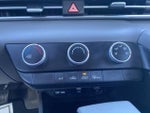2023 Elantra Thumbnail 17