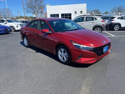 2023 Hyundai Elantra SE 4DR Sedan