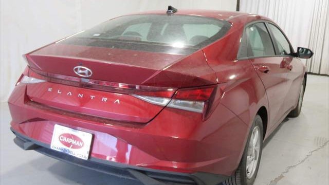 2023 Hyundai ELANTRA SE