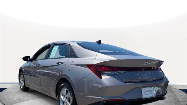 2023 Hyundai ELANTRA SE