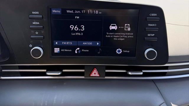 2023 Hyundai ELANTRA SE