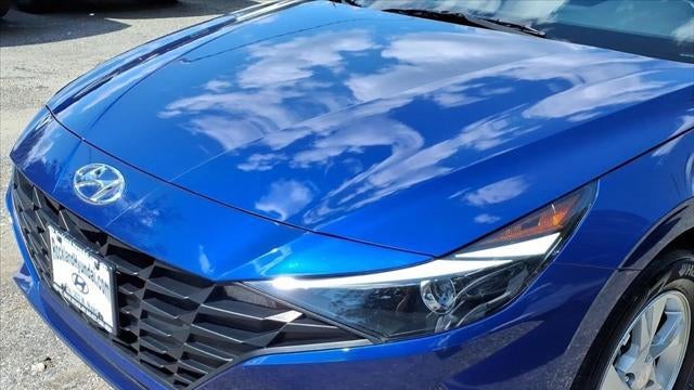 2023 Hyundai ELANTRA SE
