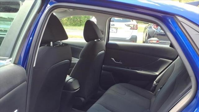 2023 Hyundai ELANTRA SE
