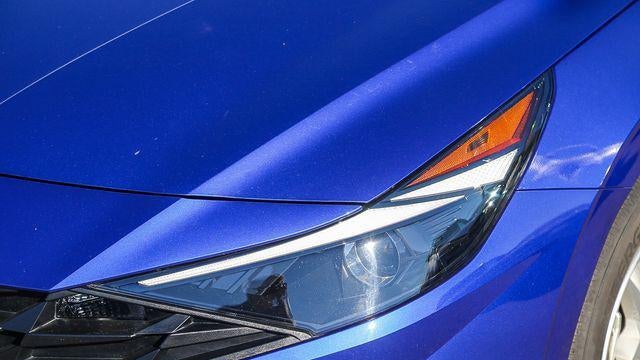 2023 Hyundai ELANTRA SE
