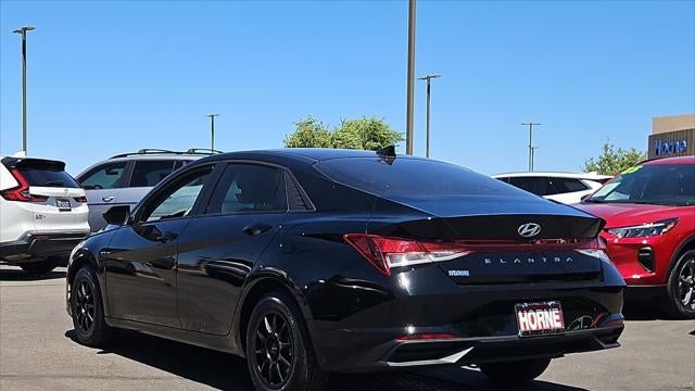 2023 Hyundai ELANTRA SE