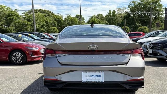 2023 Hyundai ELANTRA SE