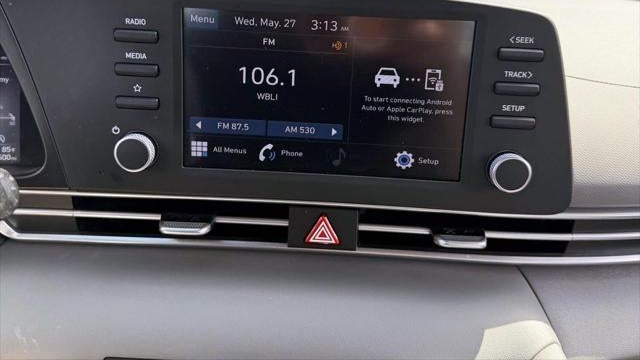 2023 Hyundai ELANTRA SE