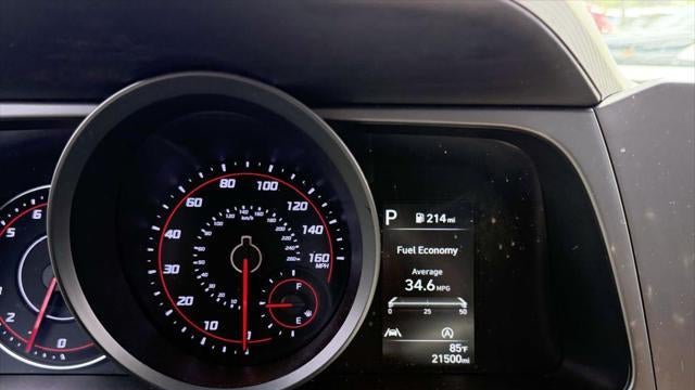 2023 Hyundai ELANTRA SE