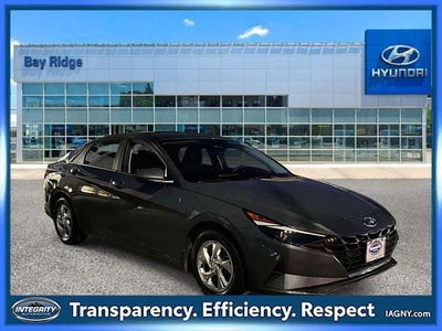 2023 Hyundai Elantra SE 4DR Sedan