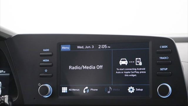 2023 Hyundai ELANTRA SE