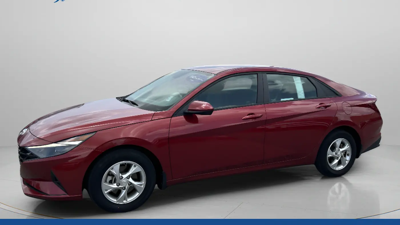 2023 Hyundai ELANTRA SE