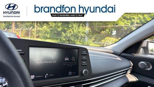 2023 Hyundai ELANTRA SE