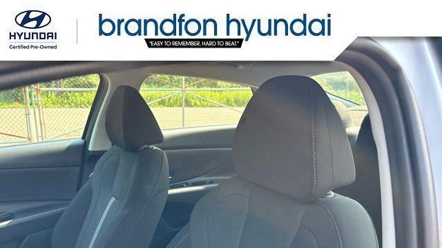 2023 Hyundai ELANTRA SE