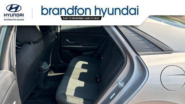 2023 Hyundai ELANTRA SE