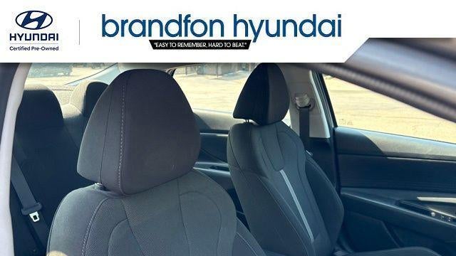 2023 Hyundai ELANTRA SE